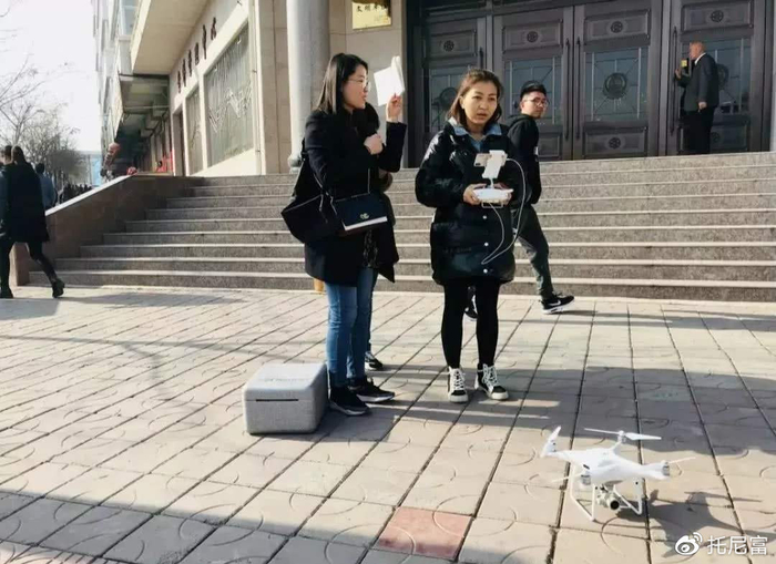 看点直播平台优势_百度直播带货怎么申请_腾讯看点直播带货