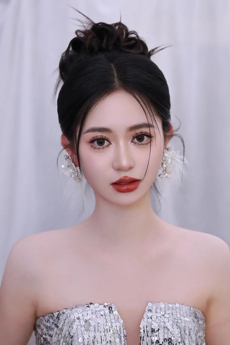 小红书美妆明星盘点：最受瞩目的美妆博主排行榜都有谁？