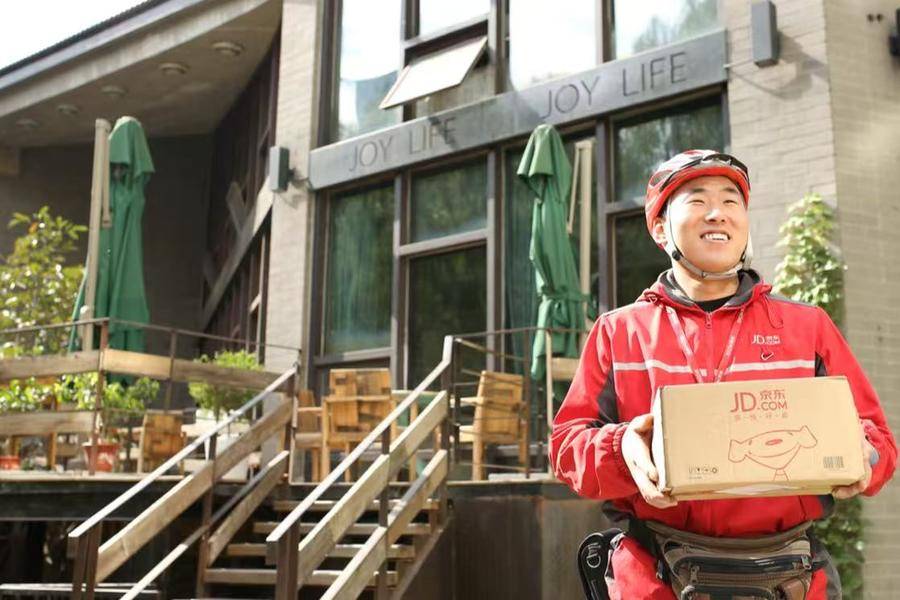 京东物流新动态：机器人大会秀实力，中东出海抢市场，618大促创新高