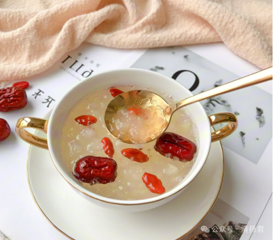 辛巴团队违规营销案例_快手怎么样带货_快手主播蛋蛋低俗宣传