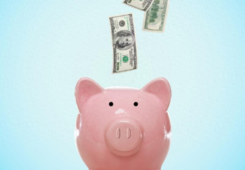 TikTok用户涌入小红书？金融机构加速布局，超30家银行已入驻