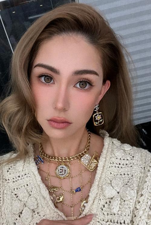 小红书直播带货怎么弄商品_昆凌小红书直播带货_昆凌JENDES品牌宣传