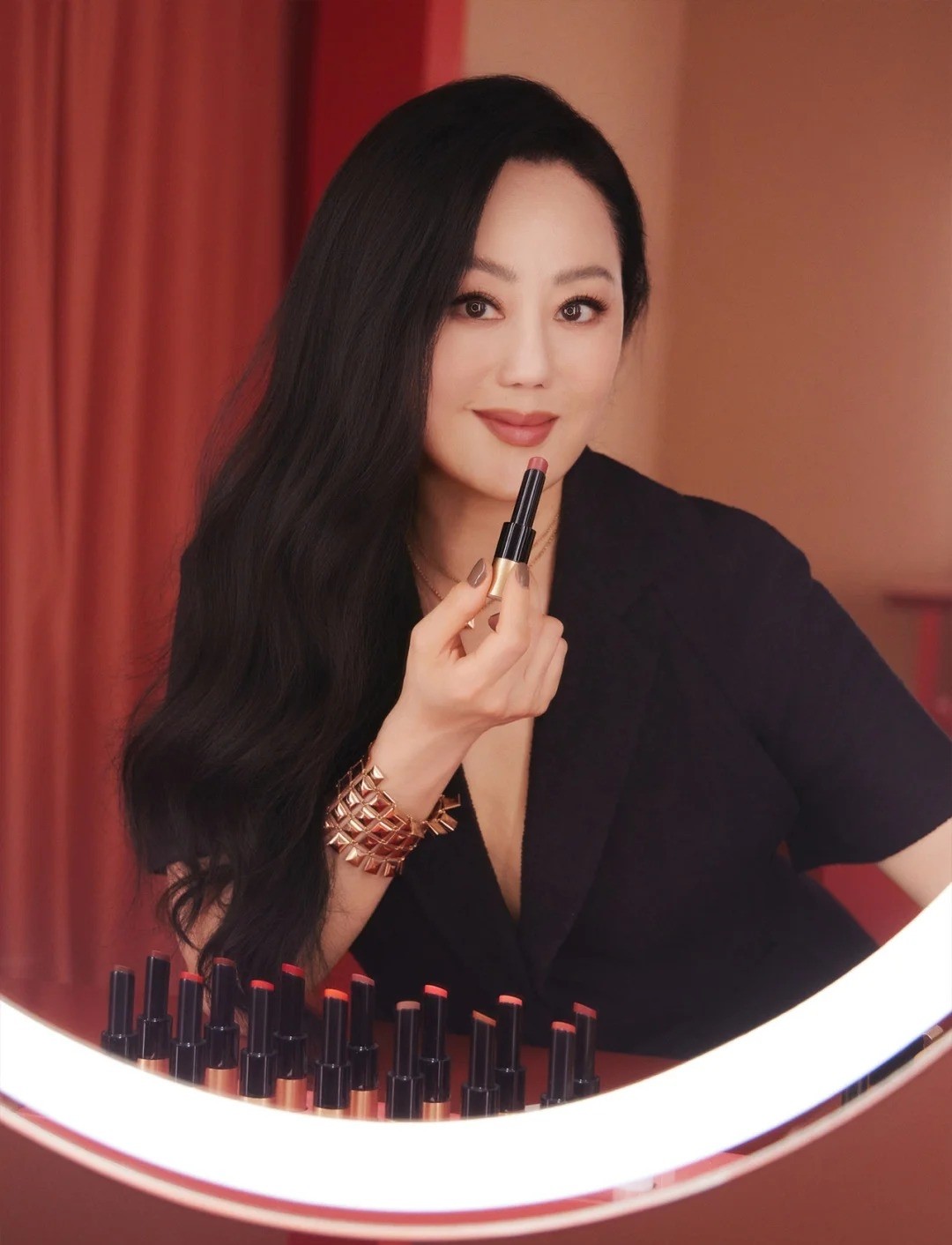 小红书买手电商头部主播章小蕙IP打造分析_小红书带货要求高吗_小红书双11章小蕙直播间GMV1.8亿高端电商模式