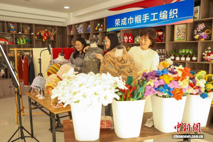 山东荣成巾帼直播团队_山东荣成女性直播带货_电商直播带货怎么做推广