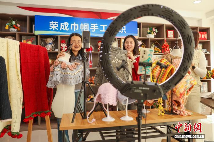 山东荣成女性直播带货_山东荣成巾帼直播团队_电商直播带货怎么做推广